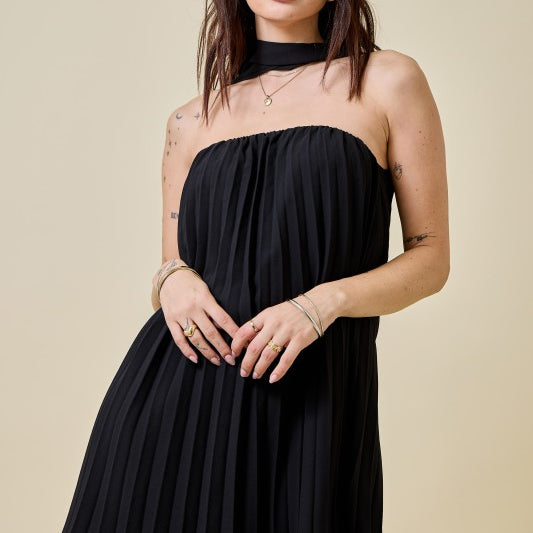 Pretty Girl Pleated Sleeveless Mini Dress