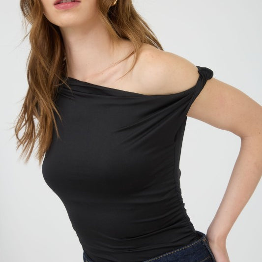 Elara Top