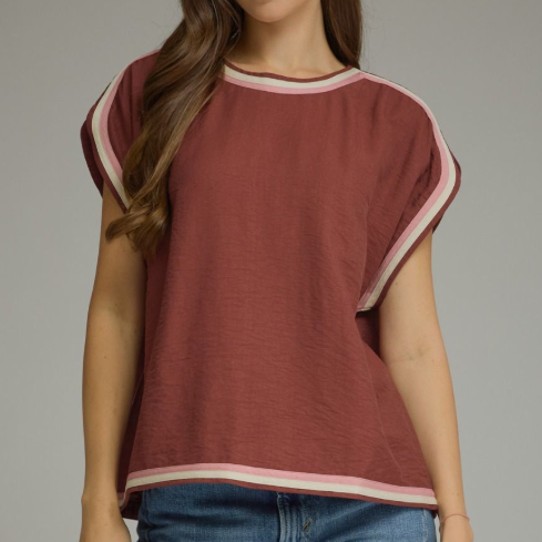 Pretty in Contrast Top