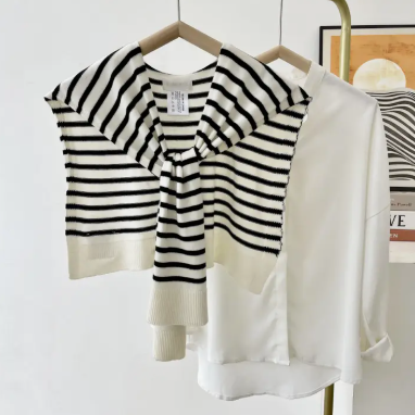 Knitted Knotted Shawl