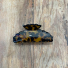 Scalloped Edge Claw Clip