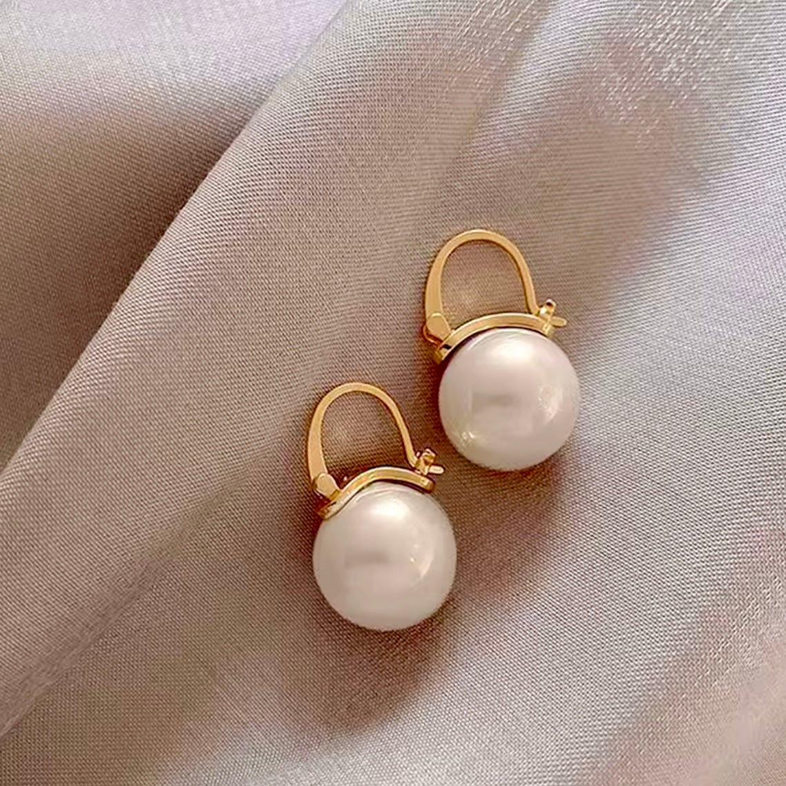 Hinged Pearl Earrings