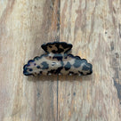 Scalloped Edge Claw Clip