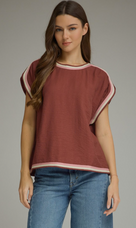 Pretty in Contrast Top