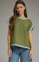 Pretty in Contrast Top